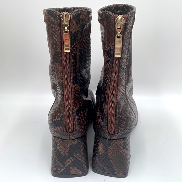 Primark Snakeskin Print Chunky/Block Heel Boots - Picture 2 of 12